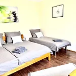 Szarszo With 3 And Private Beach, Private Parking Holiday home