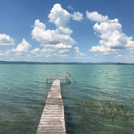 Szarszo With 3 And Private Beach, Private Parking Σπίτι διακοπών *