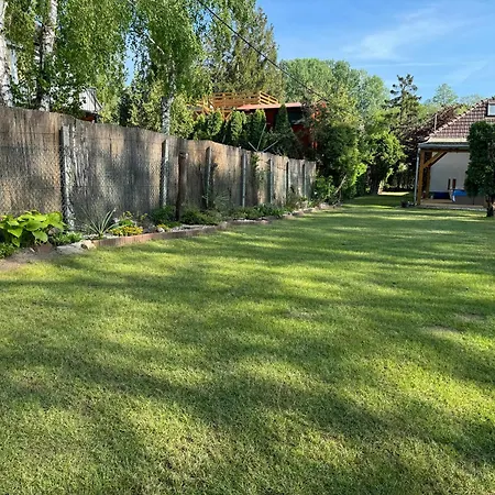 Szarszo With 3 And Private Beach, Private Parking Балатонсарсо