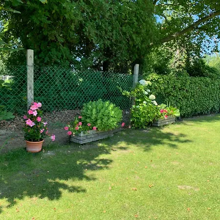 Holiday home Szarszo With 3 And Private Beach, Private Parking *