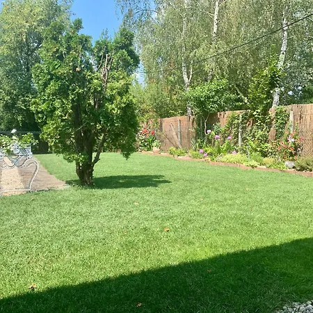 Szarszo With 3 And Private Beach, Private Parking Tatil Evi Balatonszarszo