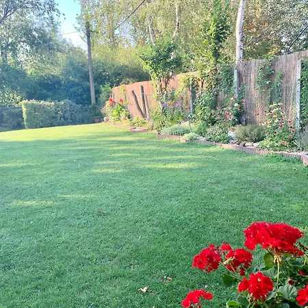 Holiday home Szarszo With 3 And Private Beach, Private Parking *