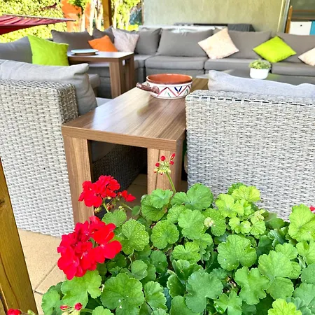 Szarszo With 3 And Private Beach, Private Parking * Balatonszarszo