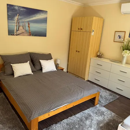 Szarszo With 3 And Private Beach, Private Parking Σπίτι διακοπών *