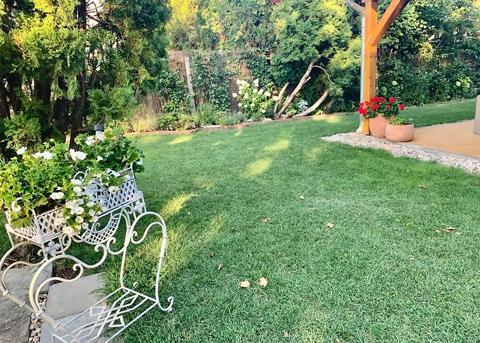 Szarszo With 3 And Private Beach, Private Parking Casa vacanze