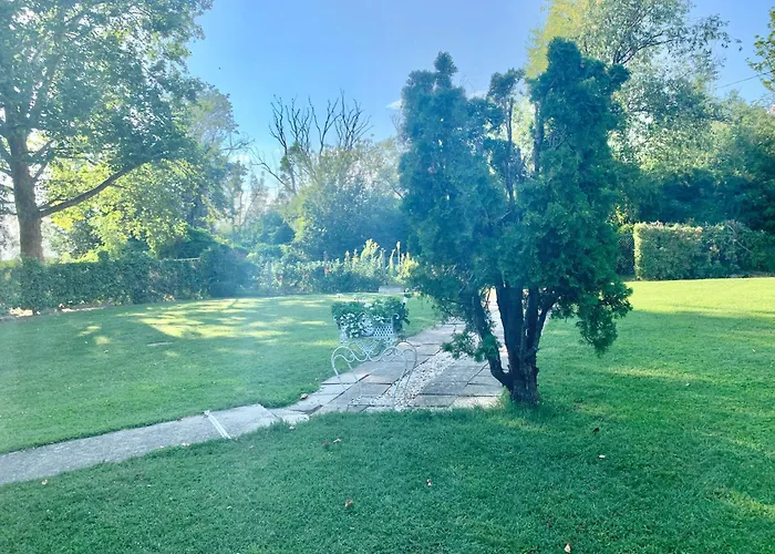 Szarszo With 3 And Private Beach, Private Parking * Balatonszarszo