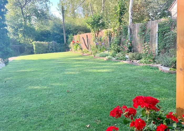 Casa vacanze Szarszo With 3 And Private Beach, Private Parking *