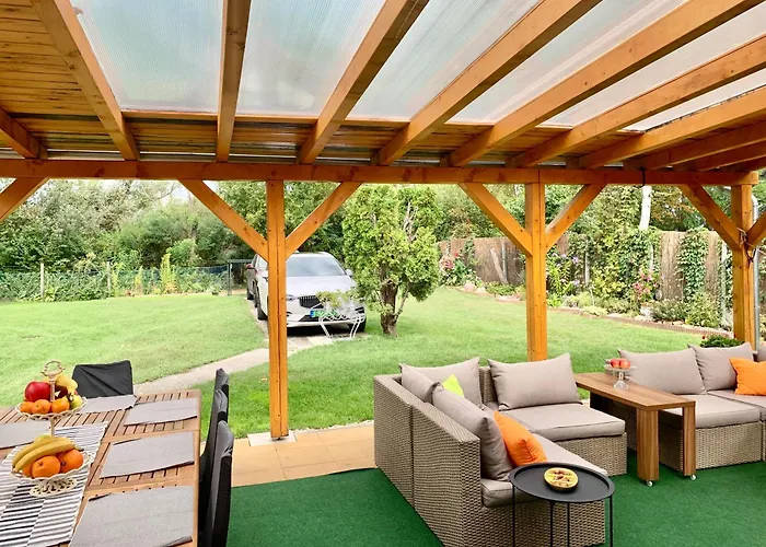 Szarszo With 3 And Private Beach, Private Parking Balatonszarszo