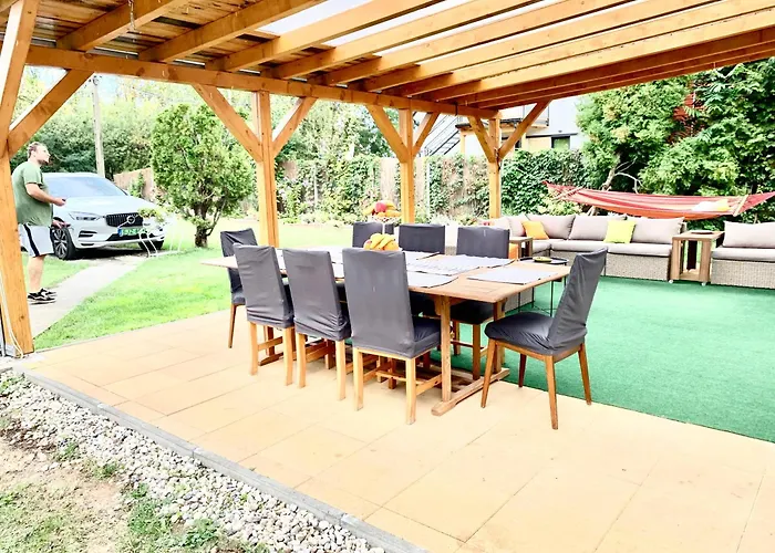 Szarszo With 3 And Private Beach, Private Parking