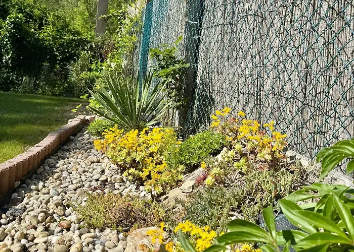 Szarszo With 3 And Private Beach, Private Parking Balatonszarszo