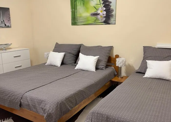 Casa vacanze Szarszo With 3 And Private Beach, Private Parking *