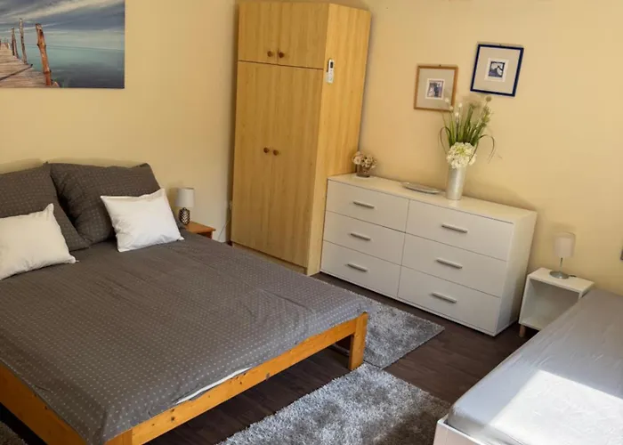 Szarszo With 3 And Private Beach, Private Parking Casa vacanze