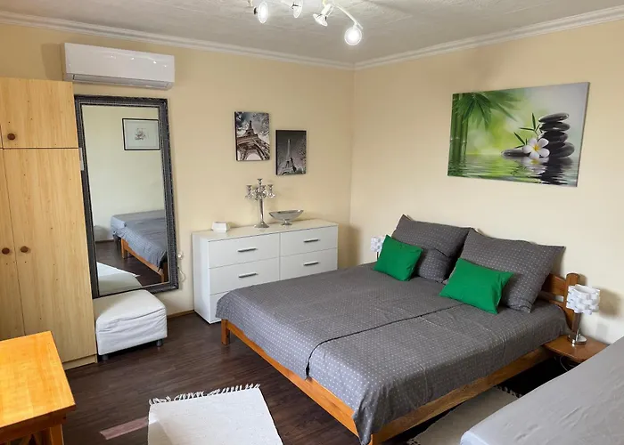 Szarszo With 3 And Private Beach, Private Parking Casa vacanze *